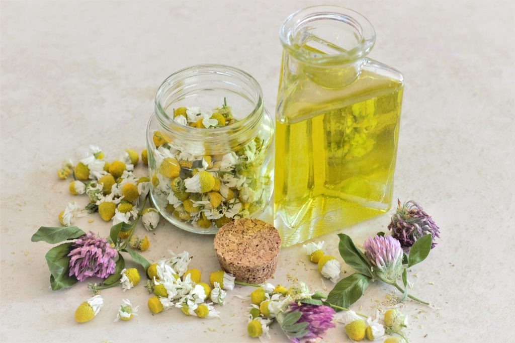 Aromatherapy and chamomile from Pixabay